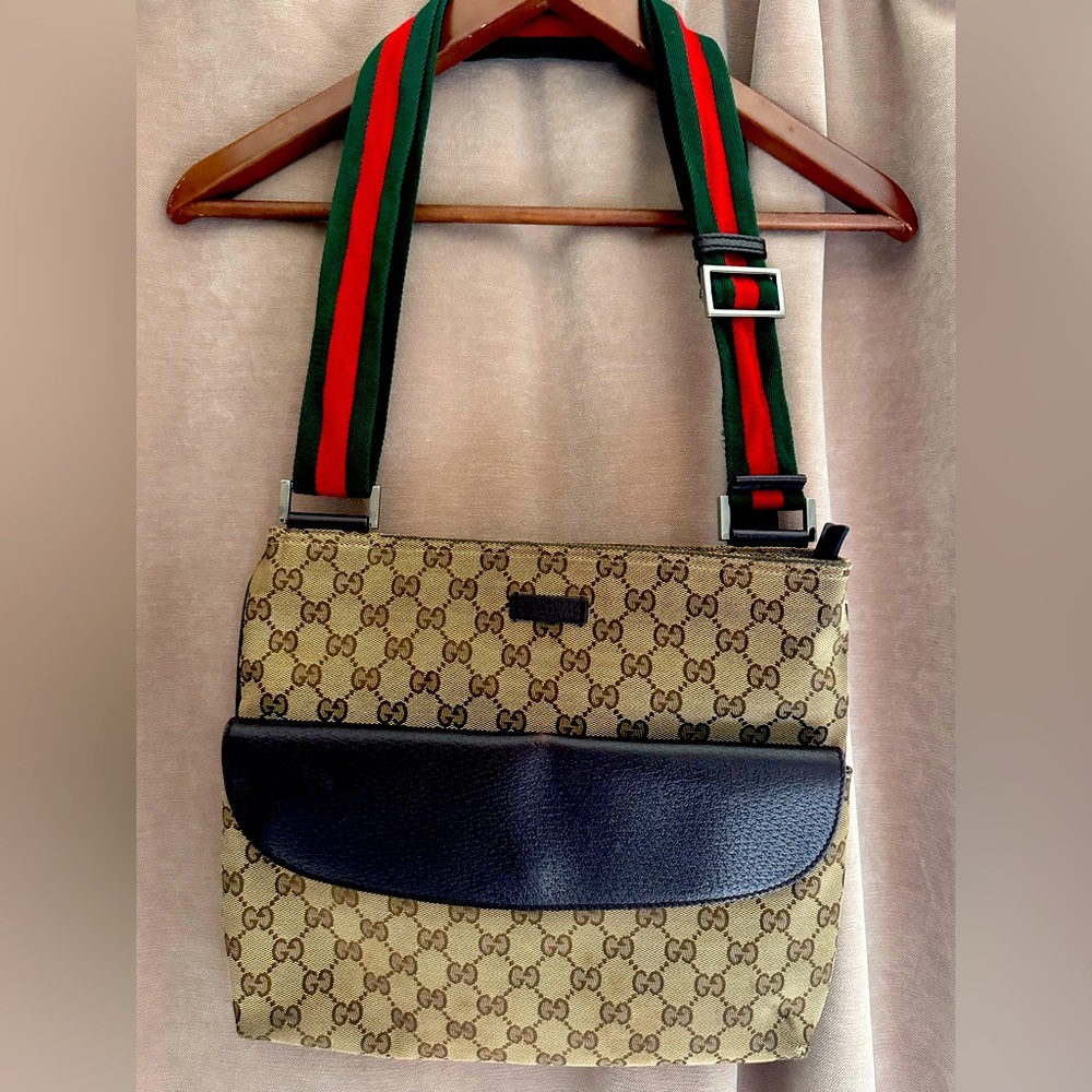 Authentic Monogram Canvas Gucci messenger bag